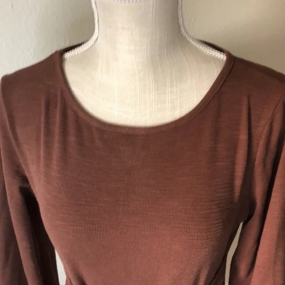 Cute brown dress with wrap detail in front - Picture 2 of 6